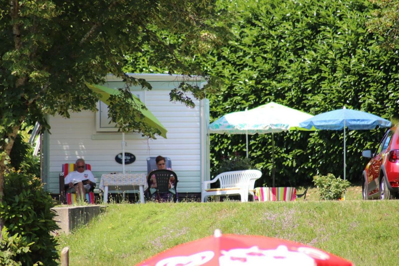 Camping De Ladignac Le Long Bel Air Екстер'єр фото